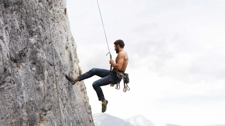 Exploring the Benefits of Rock Climbing